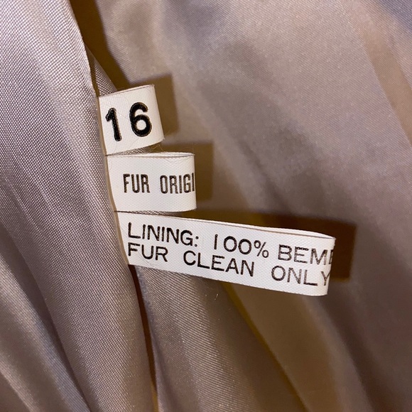 Vintage Henig Fur Coat - Size 16 - Picture 4 of 5